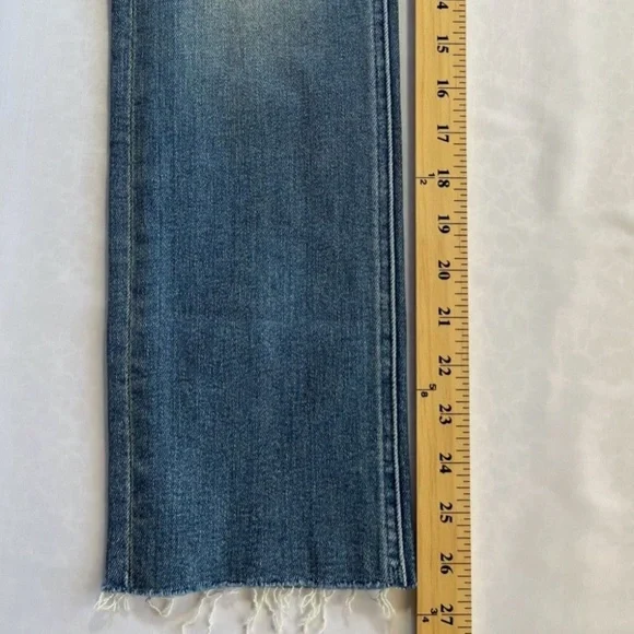 NWT Mother Mid rise Dazzler Ankle fray (Wash: Riding the cliffside) Size 26 - Picture 9 of 10